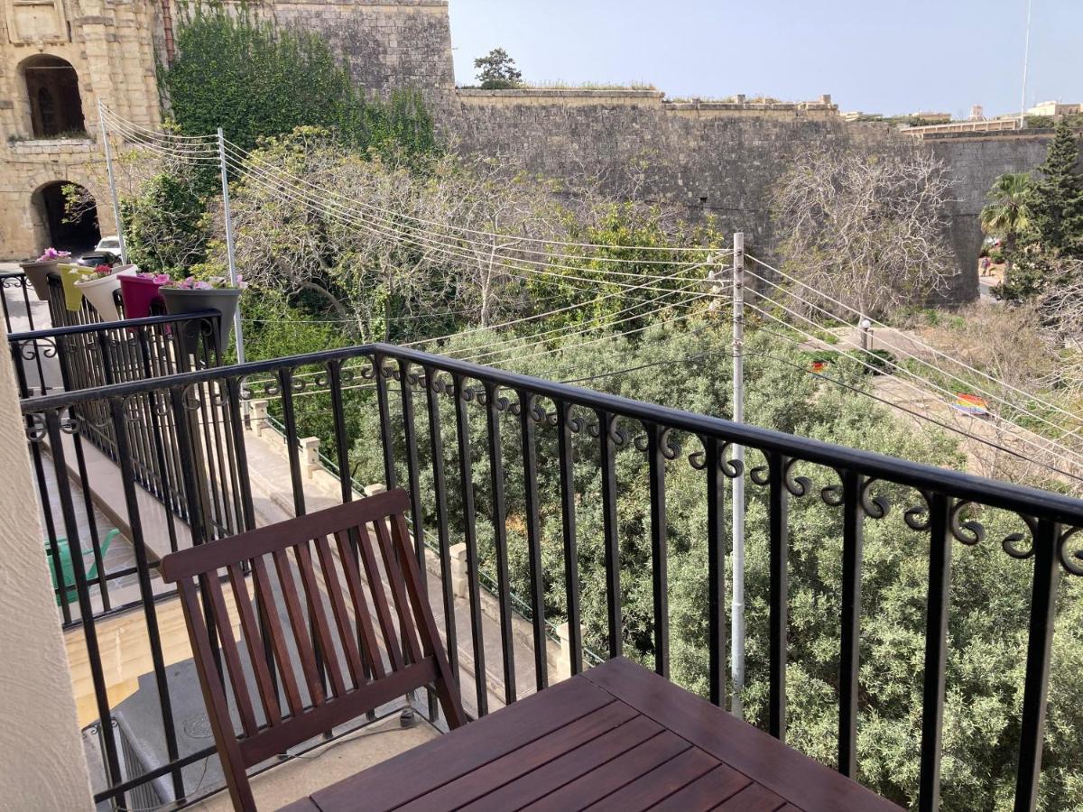 Grand Harbour View Lookout Apartment Kalkara Exterior photo