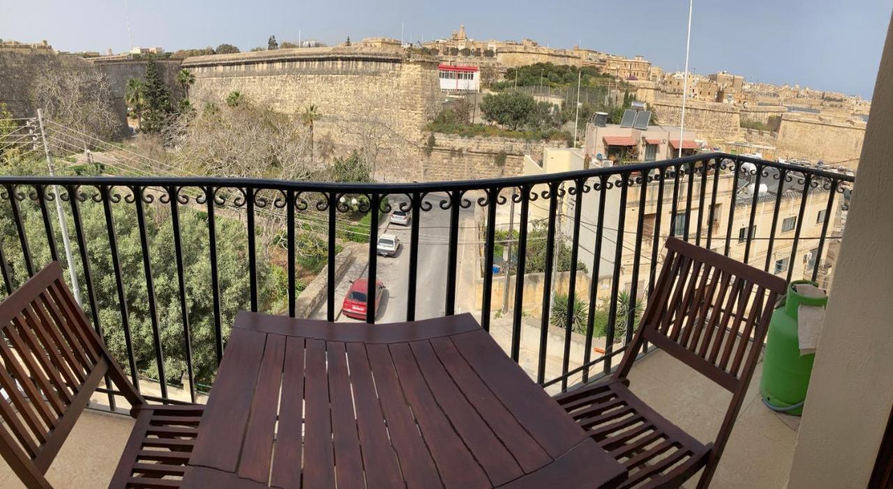 Grand Harbour View Lookout Apartment Kalkara Exterior photo