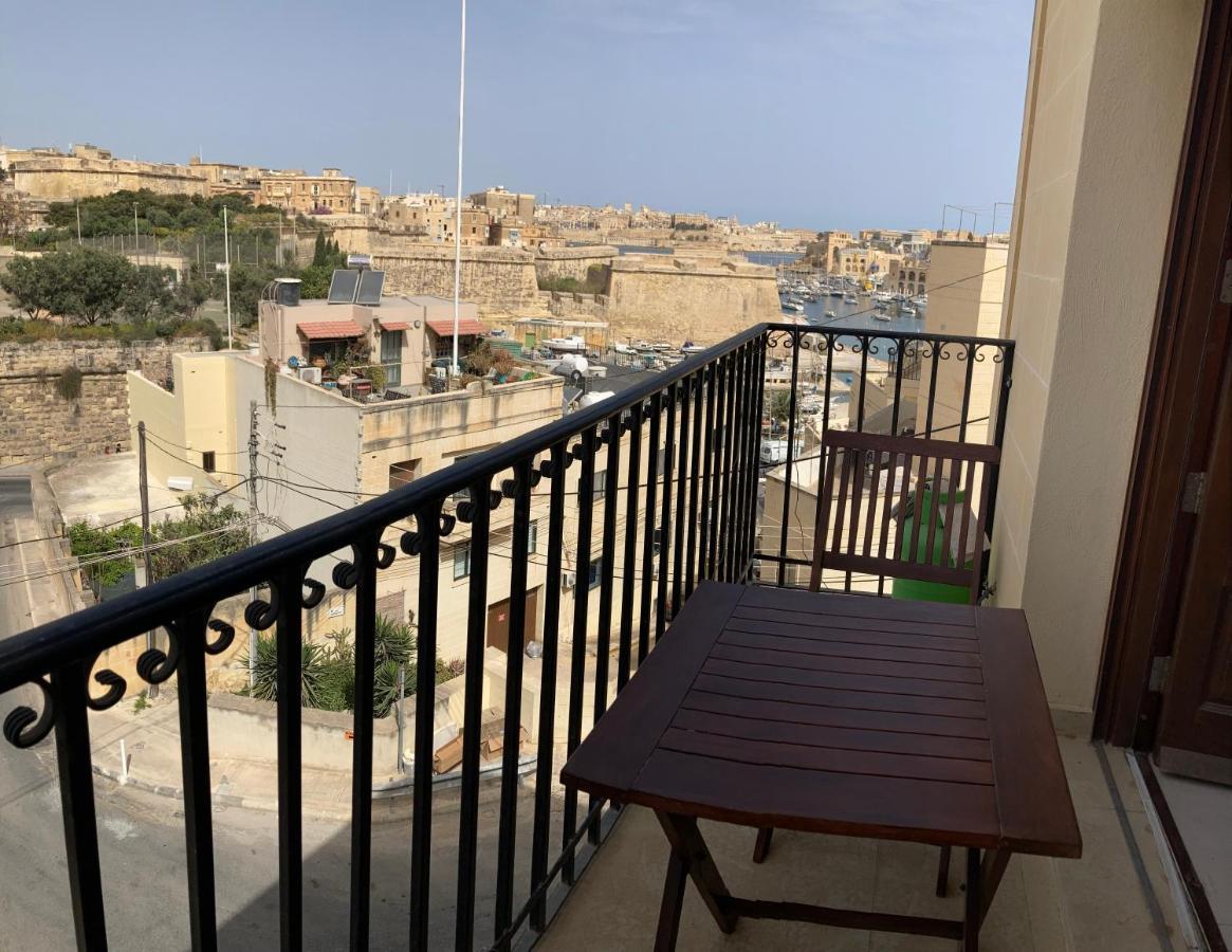 Grand Harbour View Lookout Apartment Kalkara Exterior photo